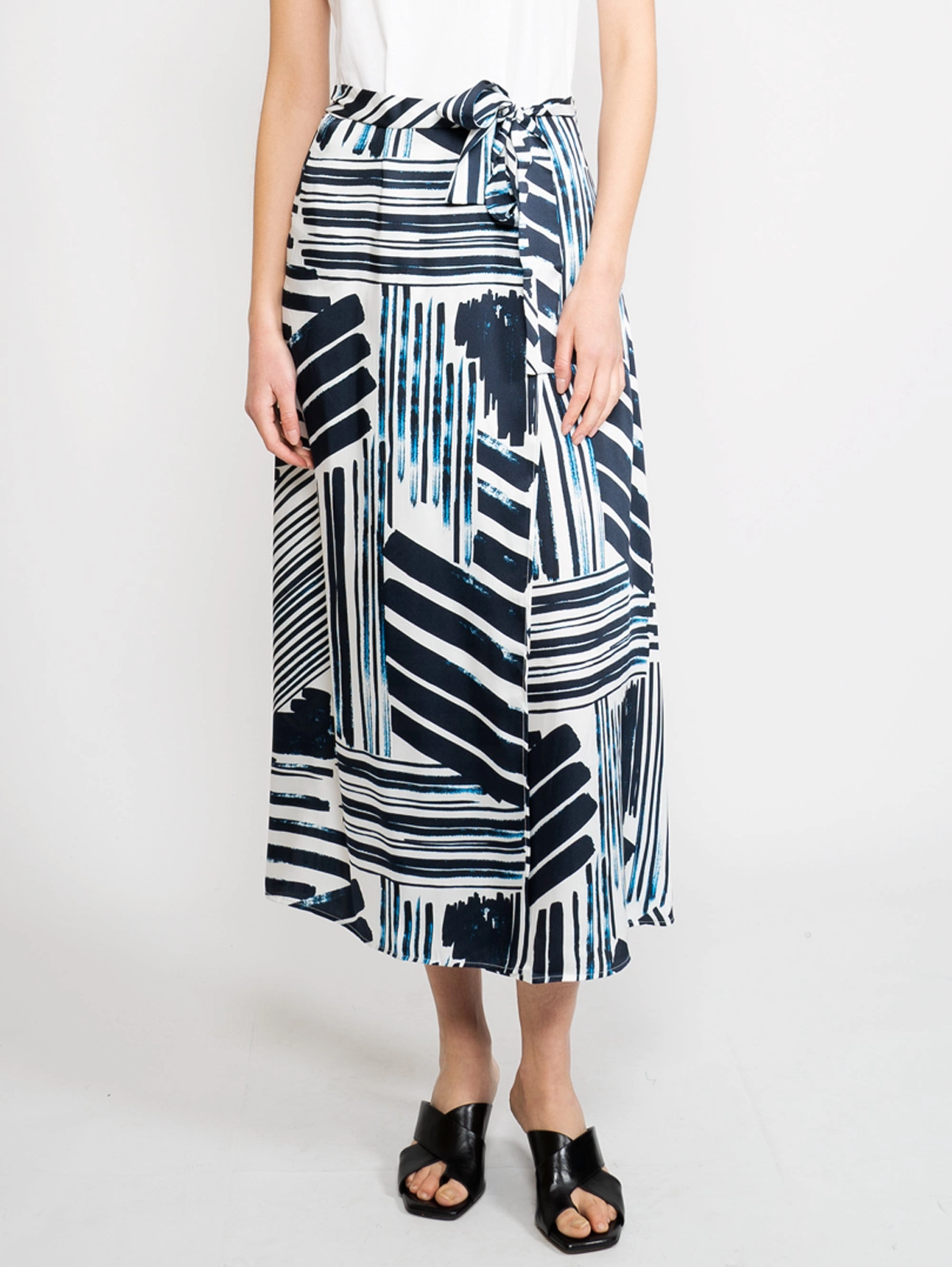 Long White / Blue Brushstroke Striped Dress