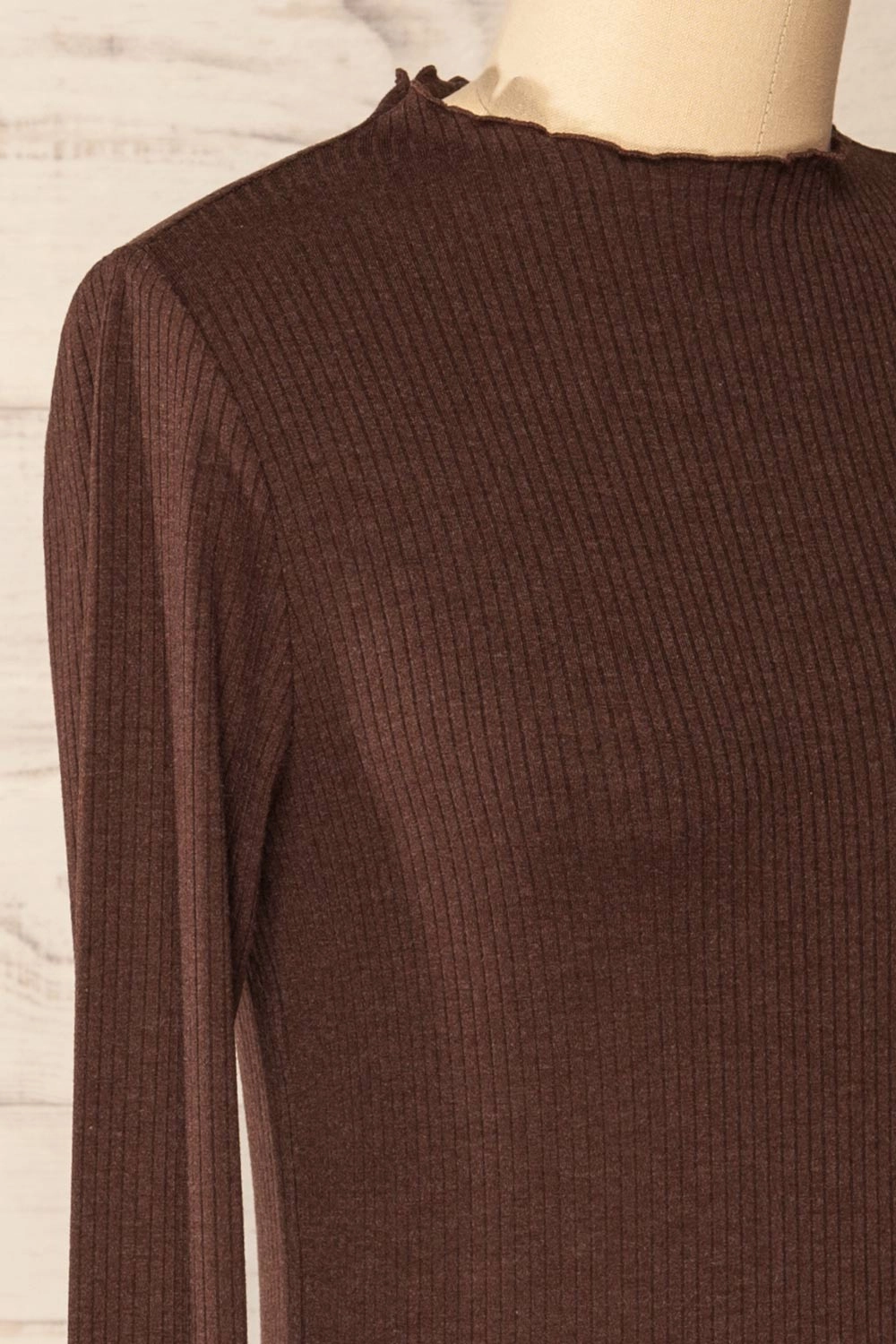 Palencia Brown | Ribbed Long Sleeve Top w/ Frills