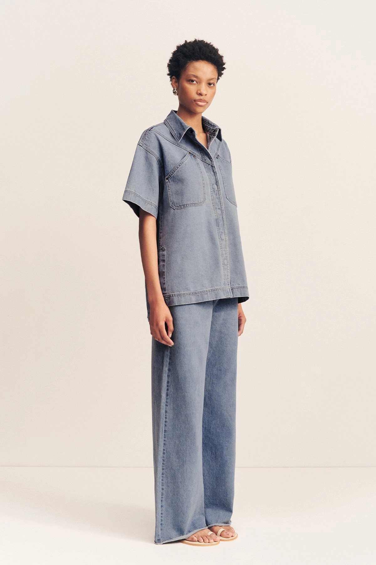 STELLA SHORT SLEEVE SHIRT - MID BLUE