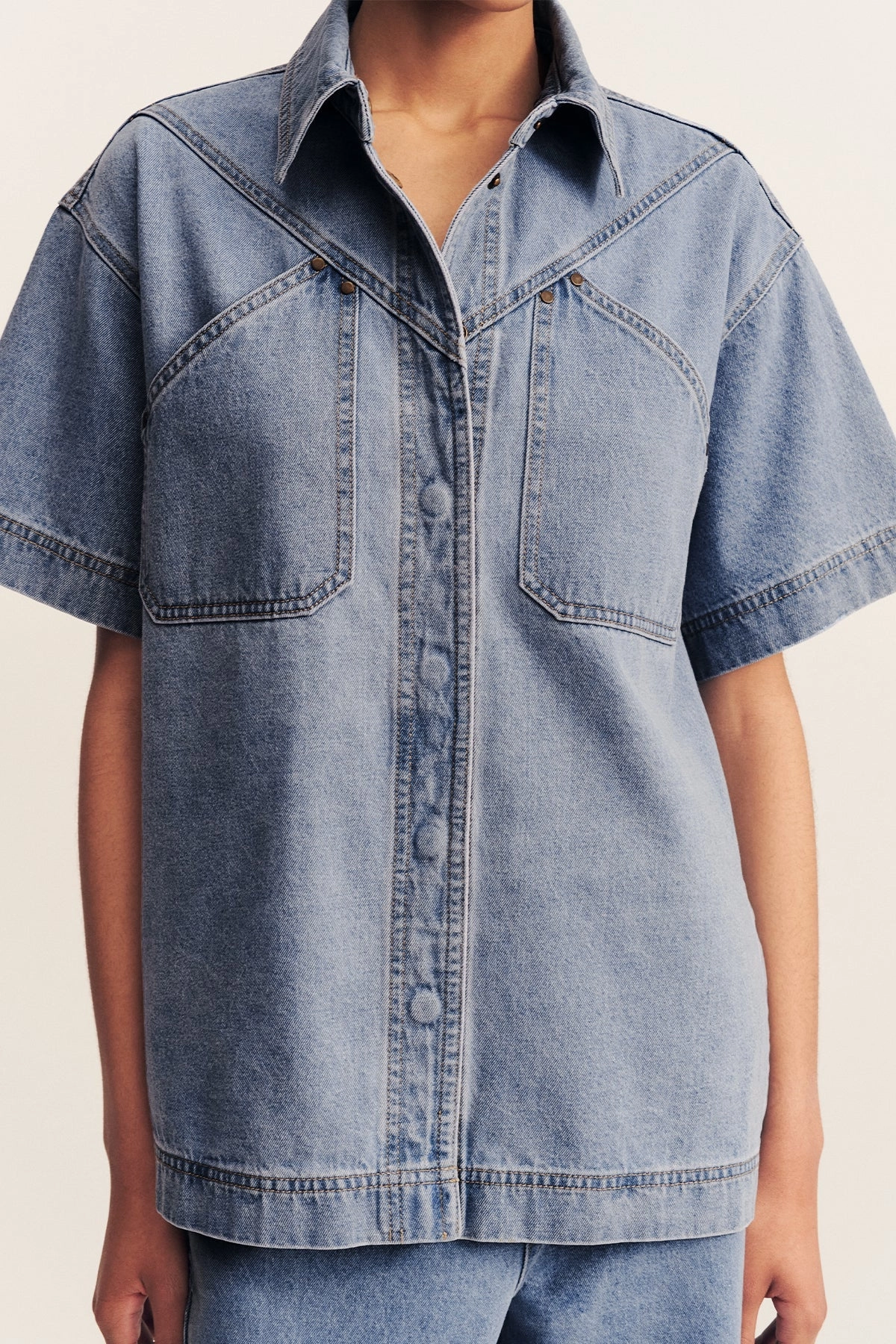 STELLA SHORT SLEEVE SHIRT - MID BLUE
