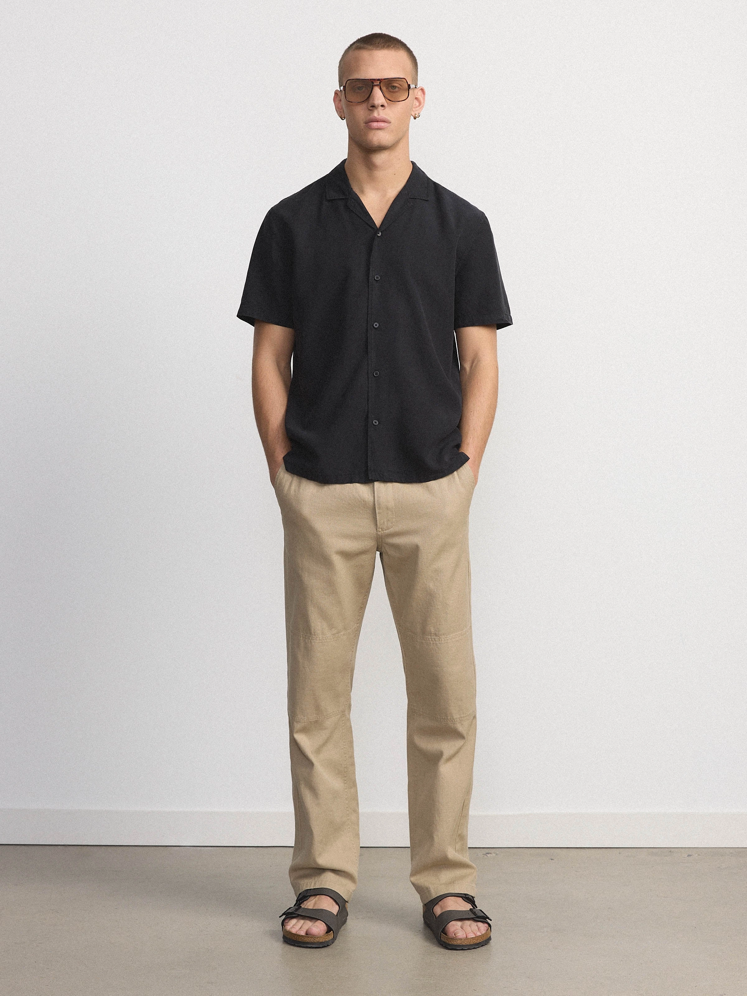 The Solid Camp Collar Shirt in Black