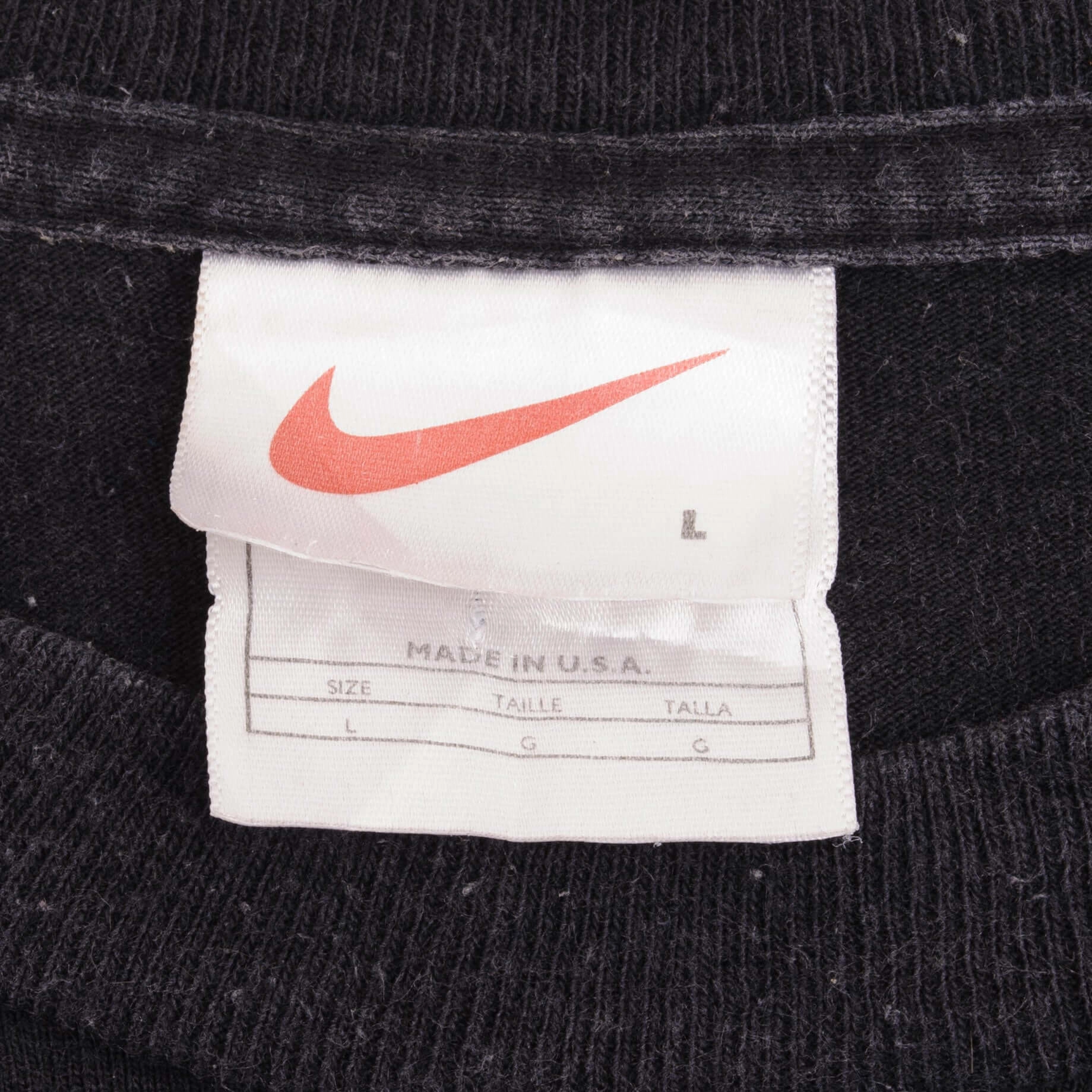 VINTAGE NIKE CLASSIC SWOOSH BLACK TEE SHIRT 1990S SIZE LARGE MADE IN USA